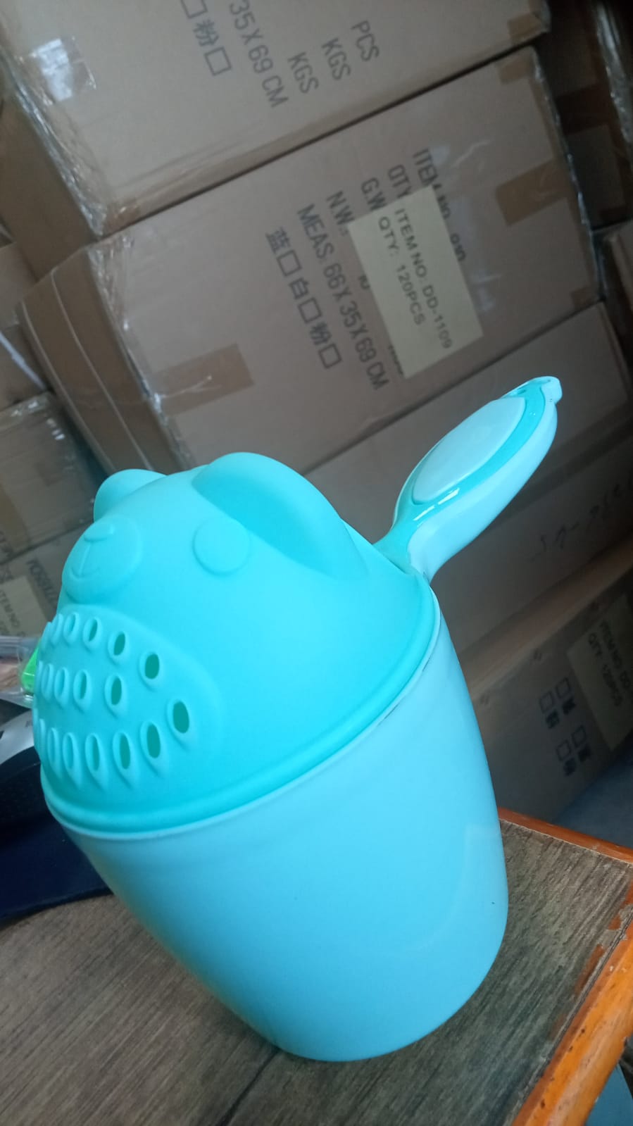 Baby Shampoo Shower Cup Safe Soft Bathing Water Scorpion Baby Bath Tumbler Hair Washing Mug Rainer Baby Shampoo Shower Cup Safe Soft Bathing Water Scorpion Baby Bath Tumbler Hair Washing Mug Rainer